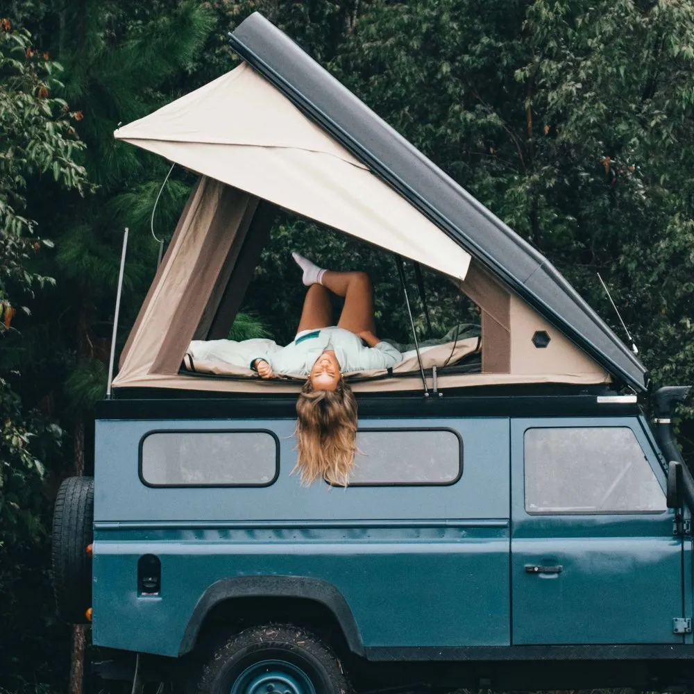 Landrover Defender 110 Roof Conversion - Headpsace