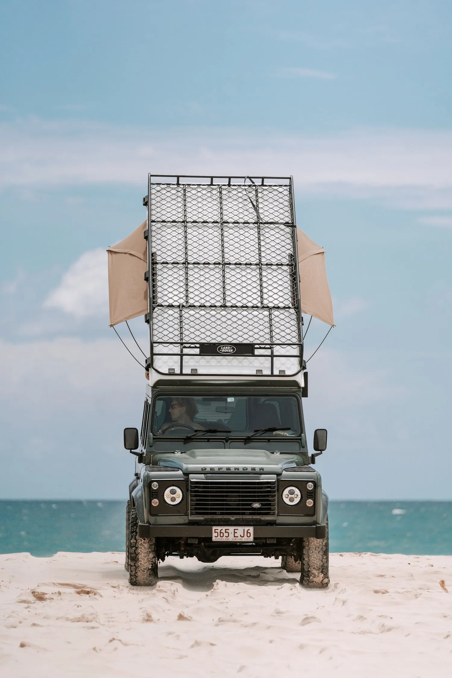 Landrover Defender 110 Roof Conversion - Headpsace