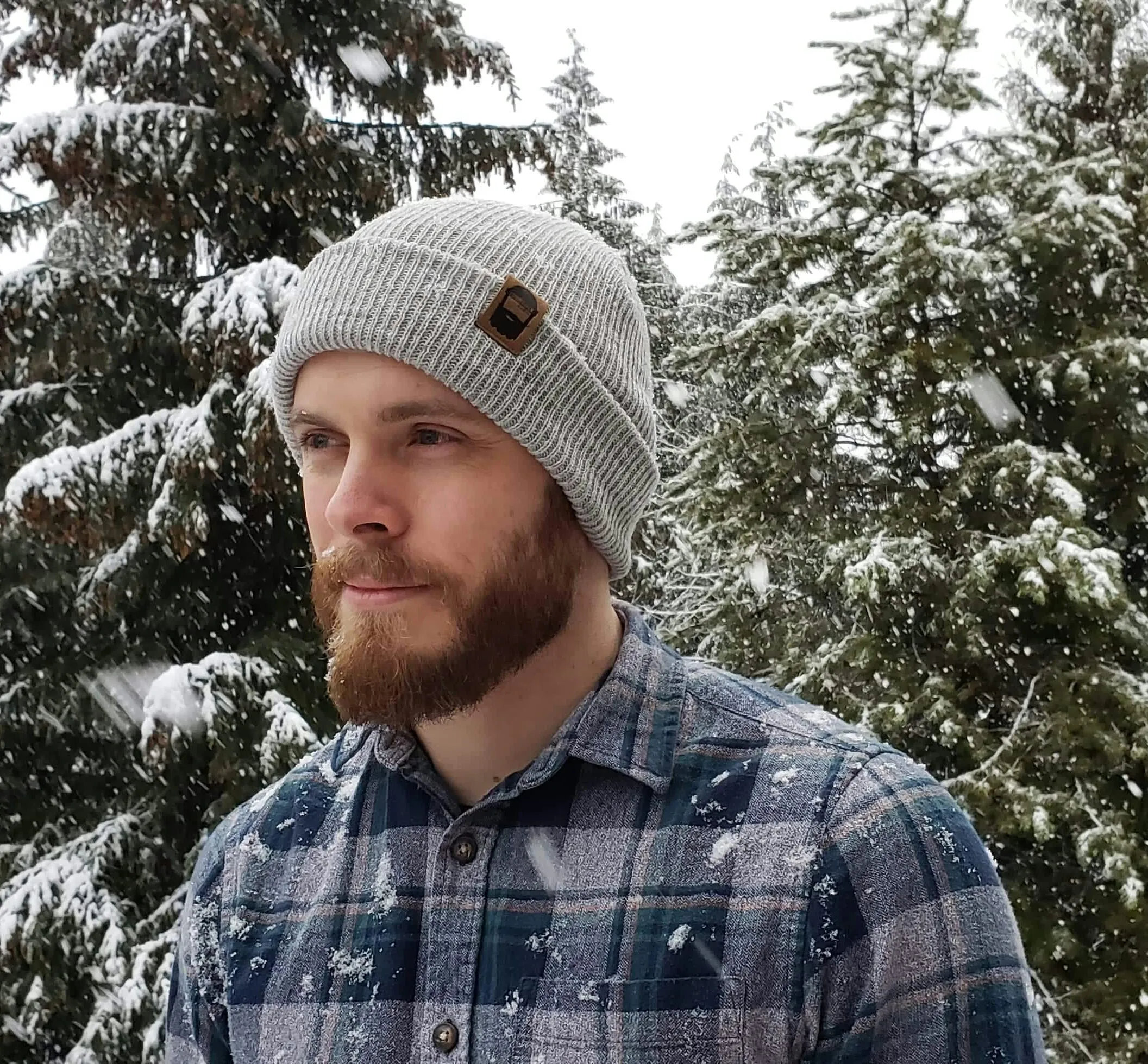 LEATHER TAG BEANIE