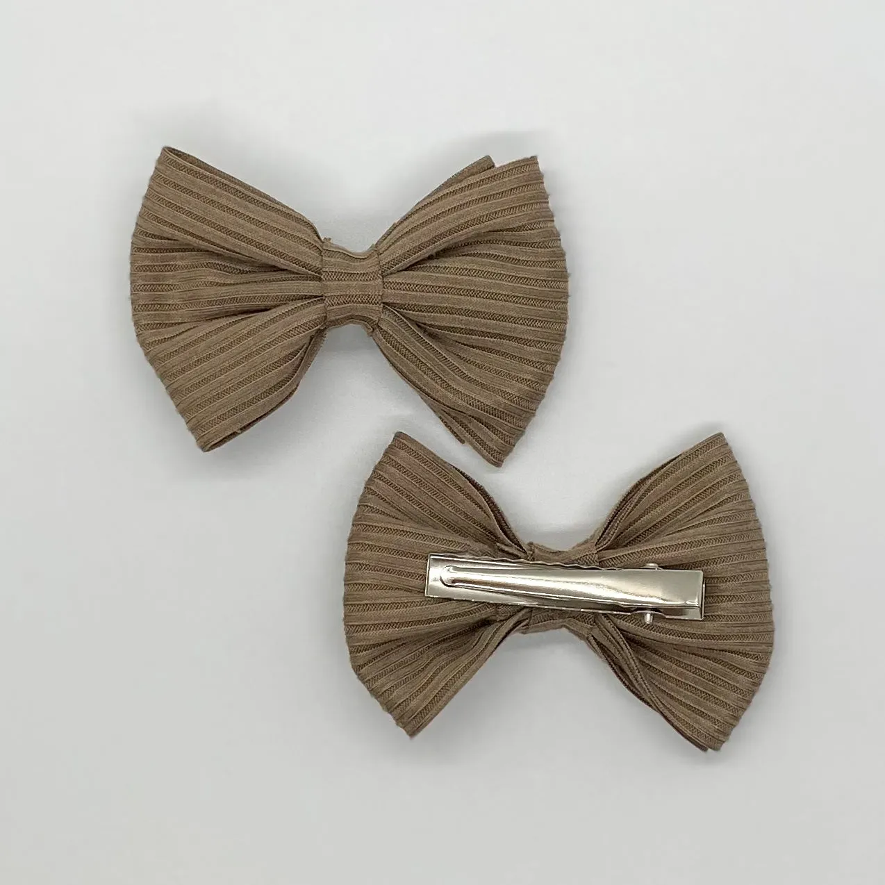 Ribbed Warm Stone Clips